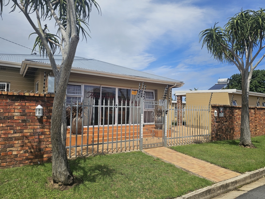 Commercial Property for Sale in Vincent Eastern Cape